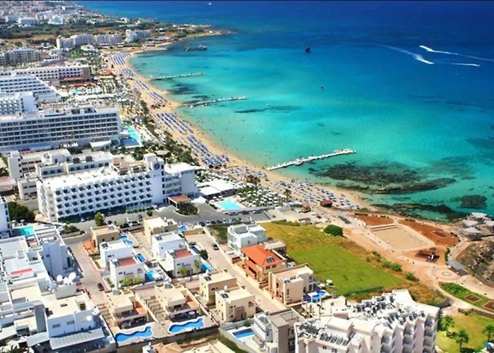 Lasonos Asimi - Luxury 3 Bedroom - Communal Pool Apartamento *