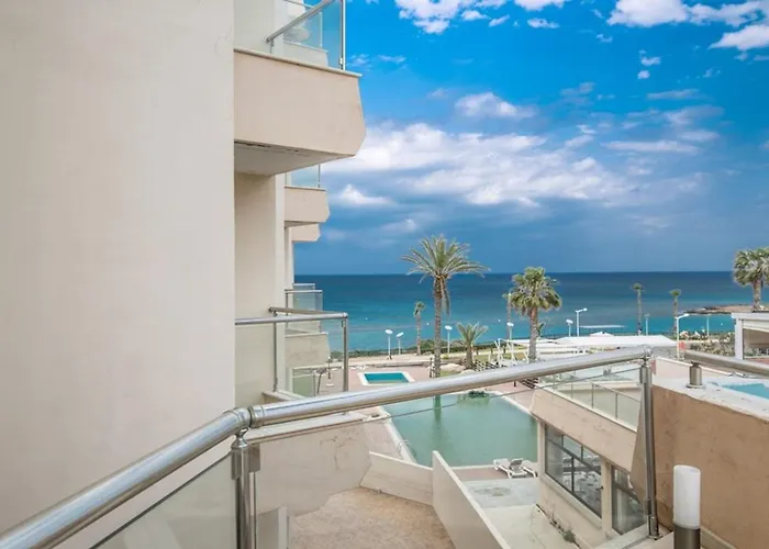 Apartamento Lasonos Asimi - Luxury 3 Bedroom - Communal Pool Protaras