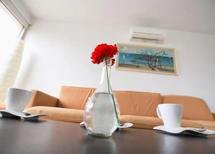 Apartamento Lasonos Asimi - Luxury 3 Bedroom - Communal Pool