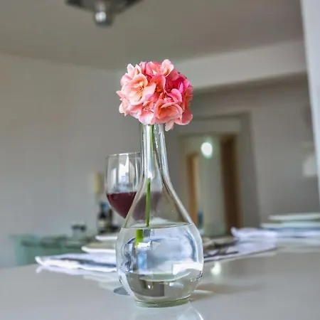 Lasonos Asimi - Luxury 3 Bedroom - With Communal Pool On Fig Tree Bay Protaras